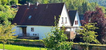 Ihr neues Familienhaus steht bereit! Viel Platz, großer Garten, 2 Terrassen im idyllischen Weidenthal