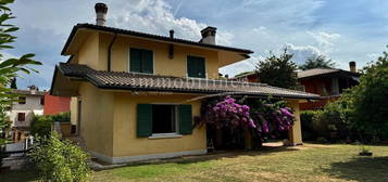 Villa unifamiliare via Marco Polo, Garda