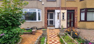 4 bedroom terraced house