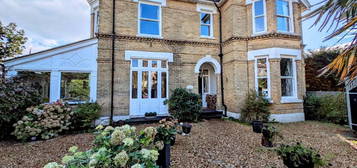 9 bedroom detached house for sale