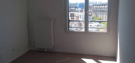 Location appartement 3 pièces 65 m²