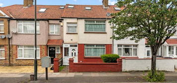 5 bedroom terraced house for sale