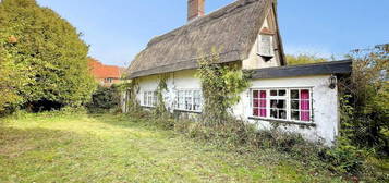 3 bedroom cottage for sale