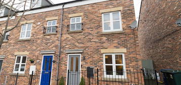 End terrace house to rent in Wyedale Way, Walkergate, Newcastle Upon Tyne NE6