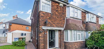 3 bed semi-detached house for sale