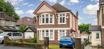 3 bed detached house for sale