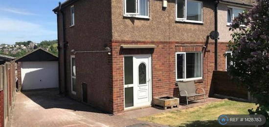 3 bedroom semi-detached house