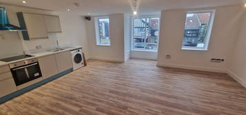 Flat to rent in Winterstoke Road, Bedminster, Bristol BS3