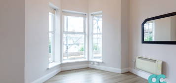 Flat to rent in Rochester Road, Plymouth PL4