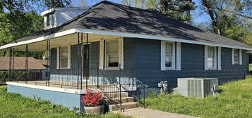 1612 S Jefferson Street, Ava, MO 65608