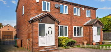 3 bed semi-detached house for sale