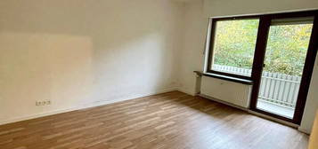 Sanierte 3-Zimmer-Wohnung mit Balkon in Bad