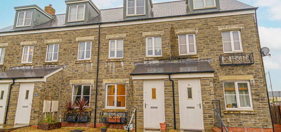 3 bed terraced house for sale