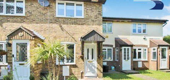 Terraced house to rent in St. Lukes Close, Swanley BR8