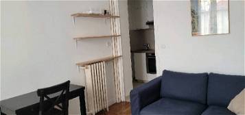 Appartement  à louer, 2 pièces, 1 chambre, 27 m²