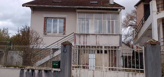 Maison individuelle quartier résidentiel