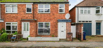 3 bedroom semi-detached house