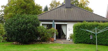 Bungalow in Großhansdorf.Ein Zuhause auf einer Ebene mit viel Platz im Keller