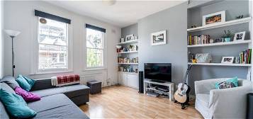 Flat to rent in Gascony Avenue, London NW6