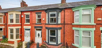 4 bed terraced house for sale