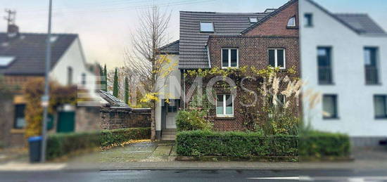 Familienfreundliches Traumhaus, viel Platz und Garten in Köln-Lövenich