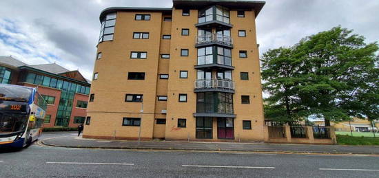 Flat to rent in Burlington Street, Manchester M15