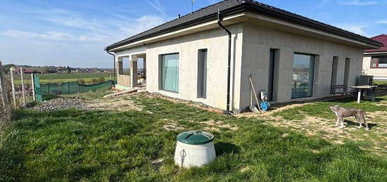 Prodej  rodinného domu 179 m², pozemek 1 000 m²