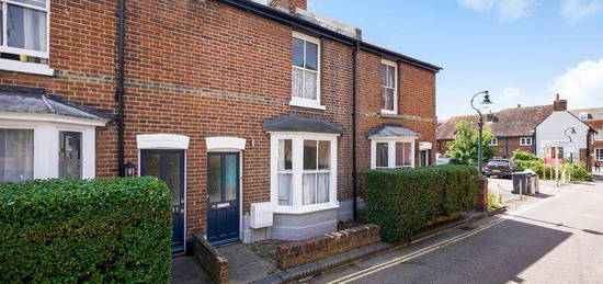 5 bedroom terraced house