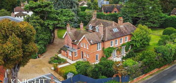 7 bed detached house for sale