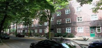 STUDENTEN WILKOMMEN Dachgeschoss Wohnung in energetisch modernisierten Haus in Hamburg-Veddel
