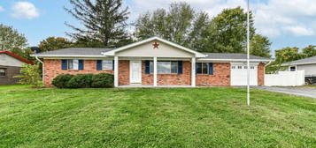 1326 Smokey Rd, Martinsville, IN 46151