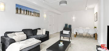 2 bed flat to rent