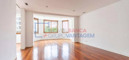 Apartamento T4 Avenidas Novas - Lisboa