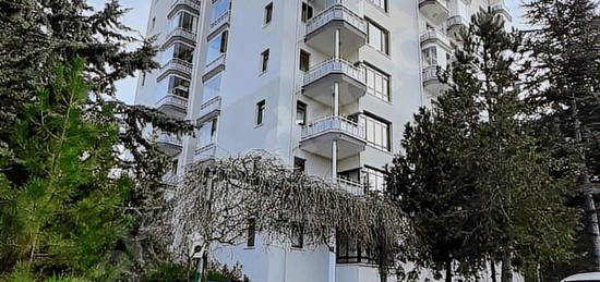 ÇİĞDEM DE OKULLAR YAKINI HARİKA MANZARALI BAKIMLI 3+1 DAİRE...