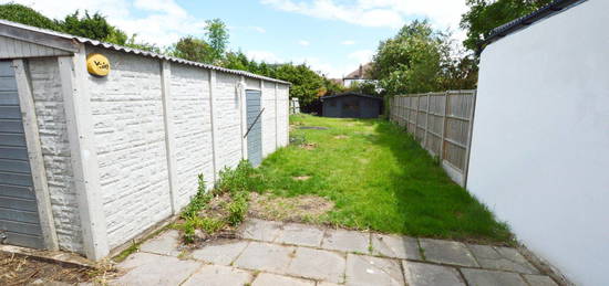 3 bed semi-detached house to rent