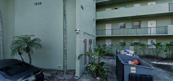 1638 Embassy Dr Apt 301, West Palm Beach, FL 33401