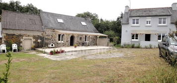 Dpt Finistère (29), à vendre SCRIGNAC - 2 maisons avec terrain