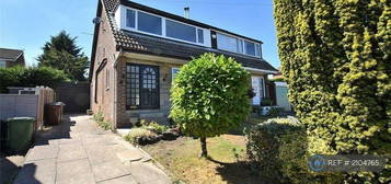 3 bedroom semi-detached house