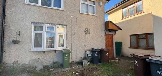 End terrace house to rent in Amesbury Road, Dagenham RM9