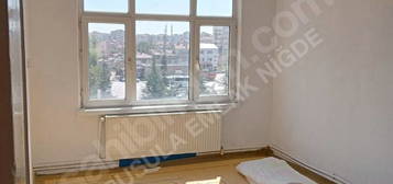 PUSULA EMLAKTAN NİĞDE KALE BURHAN MH.ARAKAT 2+1 SATILIK DAİRE