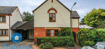 3 bedroom detached house