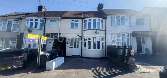 3 bedroom semi-detached house to rent