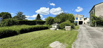 Maison en pierre avec terrain constructible - SAINT EMILION