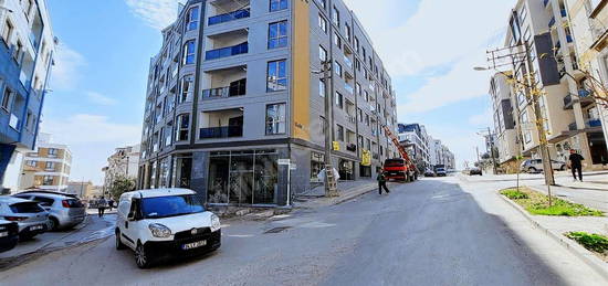 GÖRÜKLEDE FULL EŞYALI 2+1 SATILIK DAİRE