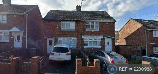 2 bedroom semi-detached house