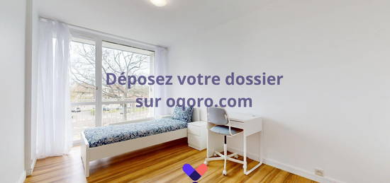 Appartement meublé  à louer, 5 pièces, 4 chambres, 80 m²