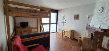 Studio 1 pièce 27 m²