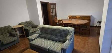 Aluga-se Apartamento T3 em Mangualde