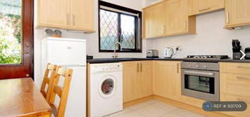 2 bedroom end of terrace house