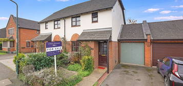 3 bed semi-detached house for sale